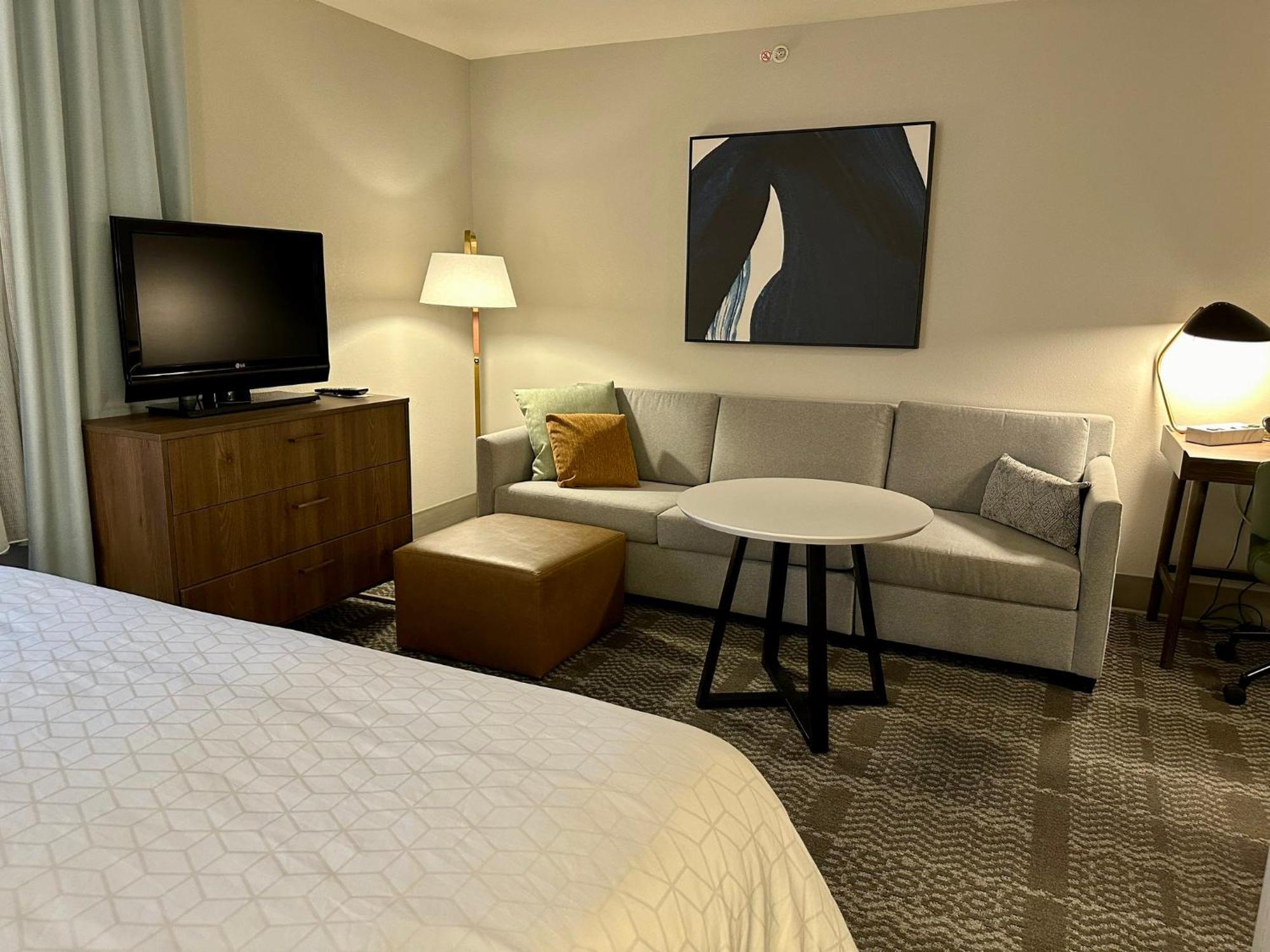 Staybridge Suites Milwaukee West-Oconomowoc By Ihg Exterior photo