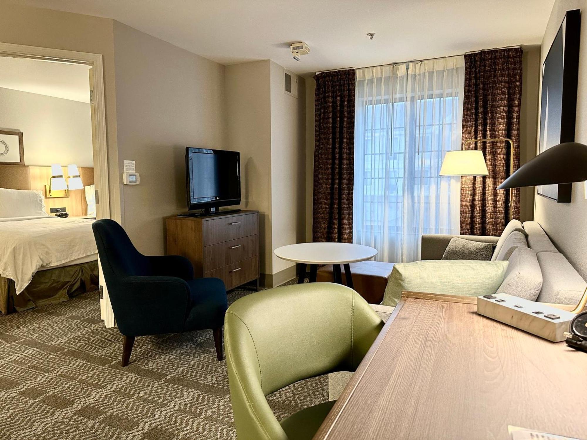 Staybridge Suites Milwaukee West-Oconomowoc By Ihg Exterior photo